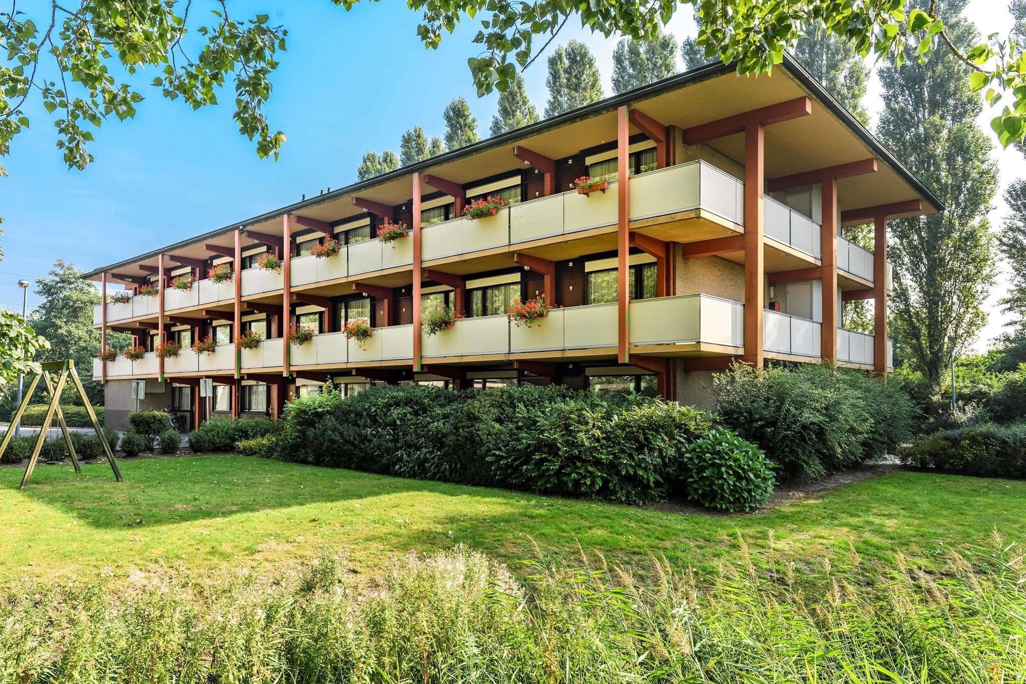 Campanile Hotel & Restaurant Леэварден Экстерьер фото