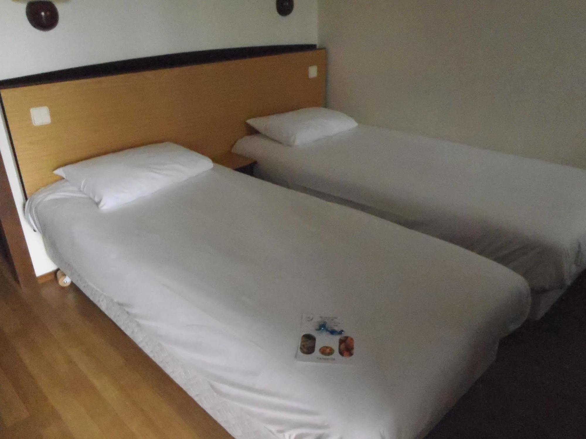 Campanile Hotel & Restaurant Леэварден Экстерьер фото